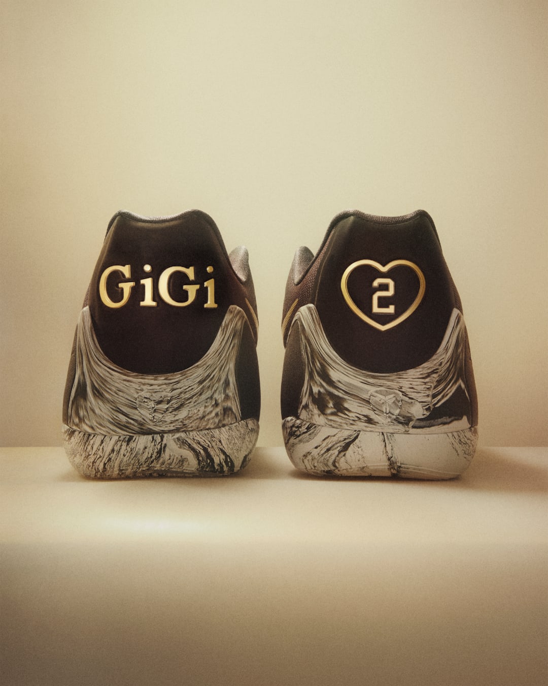 Kobe IX Low Protro EM 'Mambacita' (FZ7333-002